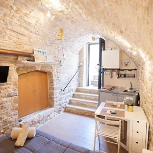 https://piccola-pietra-bianca.barihotels.org