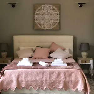 https://monti-luxury.it-romehotels.com